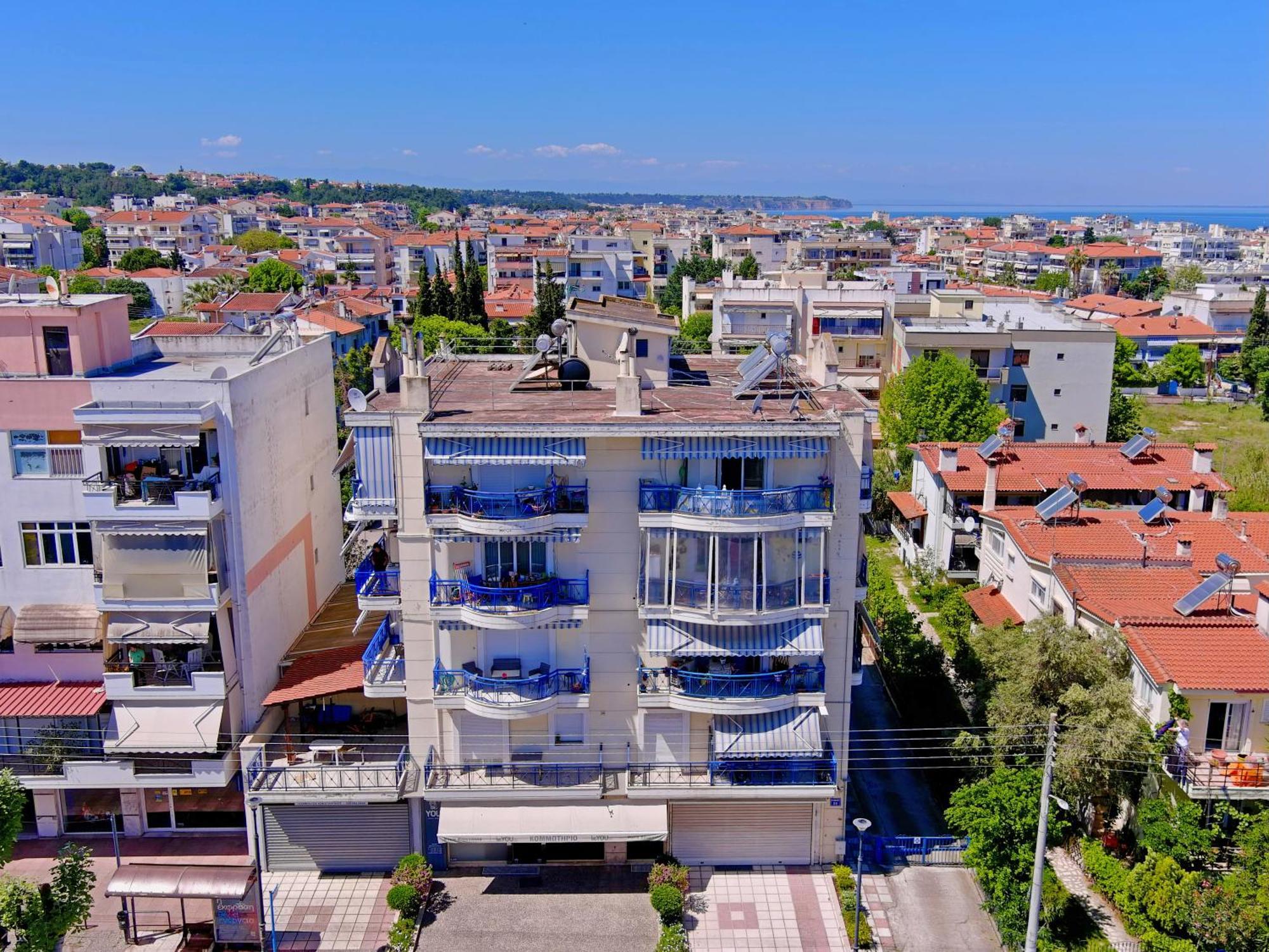 Lovely And Sunny Apartament 300M From Beach!! Peraía المظهر الخارجي الصورة