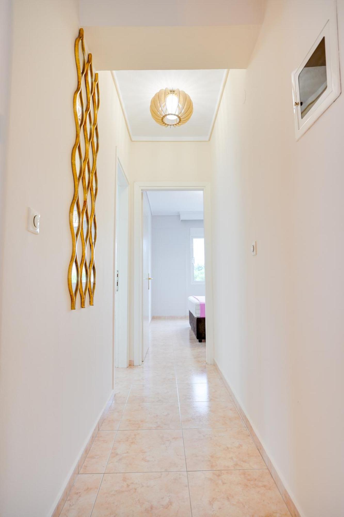 Lovely And Sunny Apartament 300M From Beach!! Peraía المظهر الخارجي الصورة